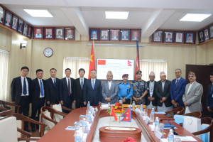 IMG_755e6e50e74585b903725d069eeee303_V.jpg